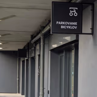 Parkovacie miesta pre bicykle čoskoro povinne v nových a významne obnovených budovách