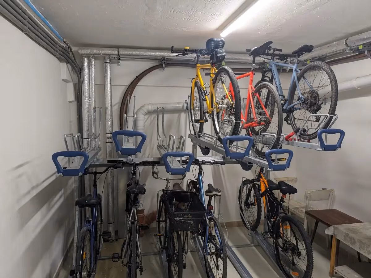 Bicykle nepatria do bytu. Ale kde ich uskladniť?